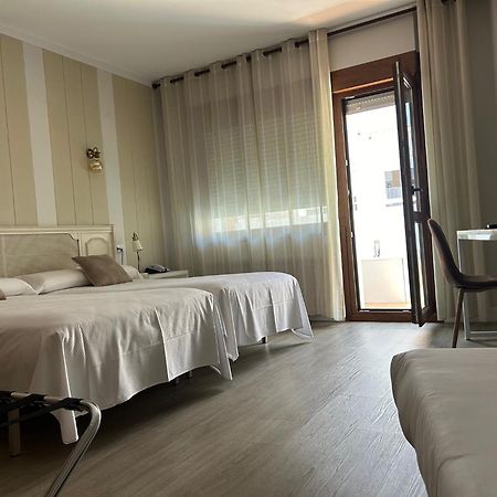 Hotel Marques De Santillana 토렐라베가 외부 사진