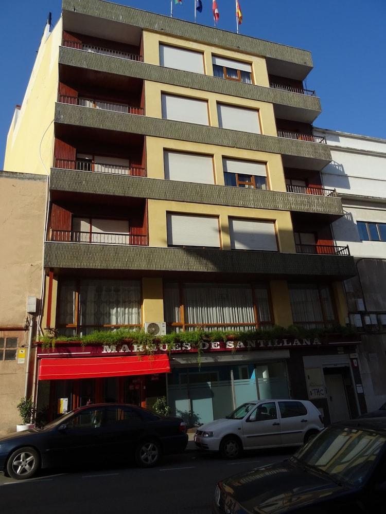 Hotel Marques De Santillana 토렐라베가 외부 사진