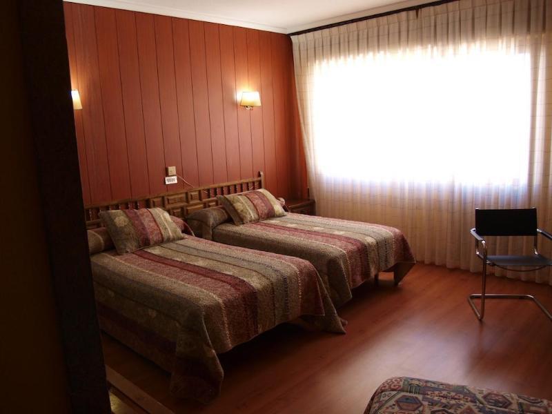 Hotel Marques De Santillana 토렐라베가 외부 사진