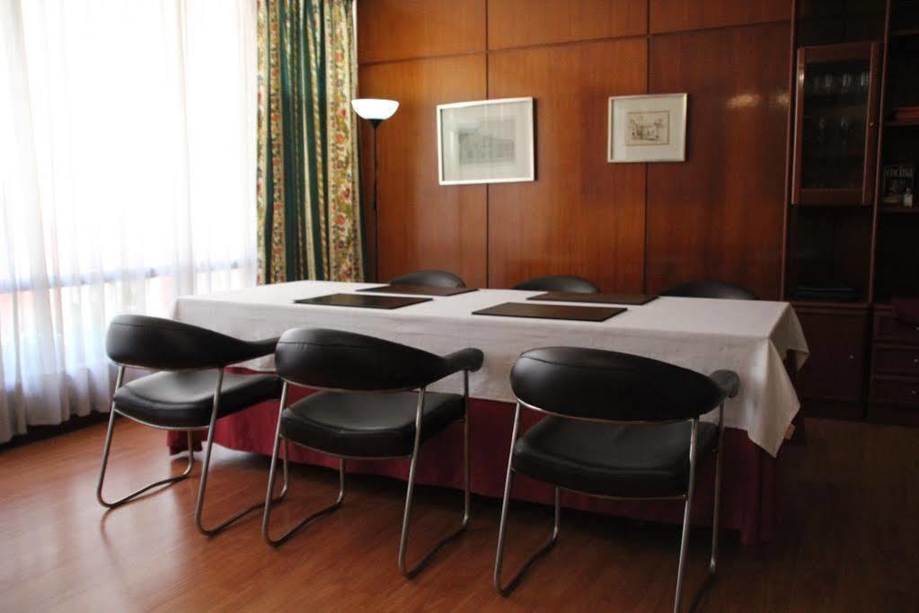 Hotel Marques De Santillana 토렐라베가 외부 사진
